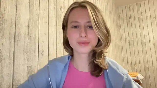 ScapedViewer - Teasing with my shirt.