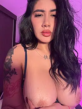Clarachanelricek - PLAY PUSSY WITH FIEMGERS AND CUMM