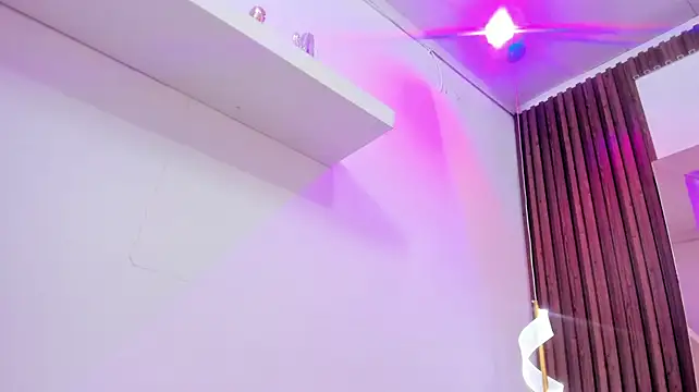 Sofiaa_evanss_ - Show boobs