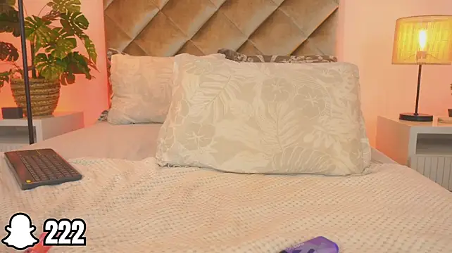 Malaia_hills - ⭐FINGERING PUSSY + DOMI IN CLIT⭐