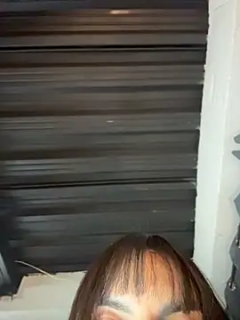 Nicolle_foxy - CLAMPS ON MY TITS
