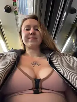 Outdoor-houndour - spit on pussy and rub clit