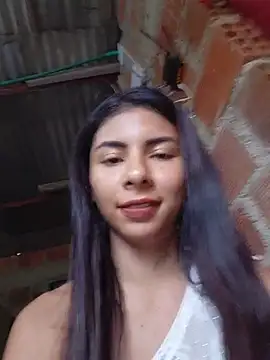 Chaparritahot99 - Walking in heels naked
