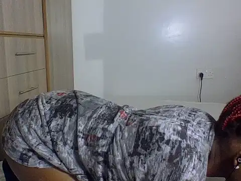 Princessmisty - dildo fuck and squirt