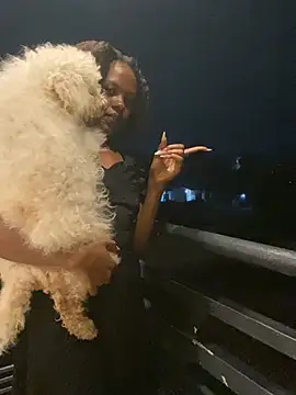 Sis27 - Squirts in doggy💦💦