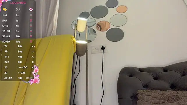 Barbie_Aria - pinch my nipples x5 to make them hard