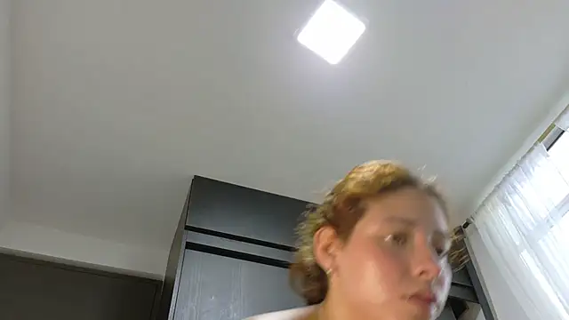 Miranda-cambell - blowjob with spit on the breasts