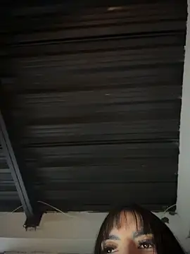 Nicolle_foxy - CLAMPS ON MY TITS