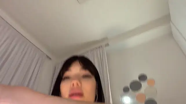 Barbie_Aria - pinch my nipples x5 to make them hard