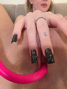 RosalindSherlock - pull the clamps