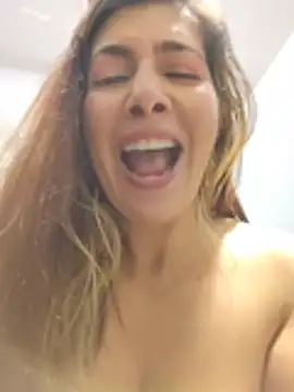 Scarlett_moore