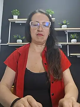Lauryn_Jones - SHOW MY TITS