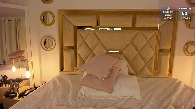 KarinaStore - 😈full naked + rub clit😈