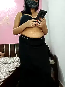 O_yes_bhabhi - ❤️Wear saree in live Full Horny Tease 🥻