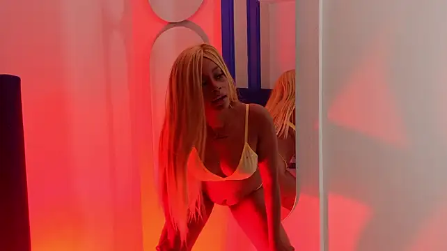 ALESSIAMONROE_CR - PLAY WITH MY BREASTS IN OIL🍒💦