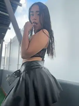 Sara-Castillo - FUCK COCK IN THE DRESSING ROOM (RISKY)