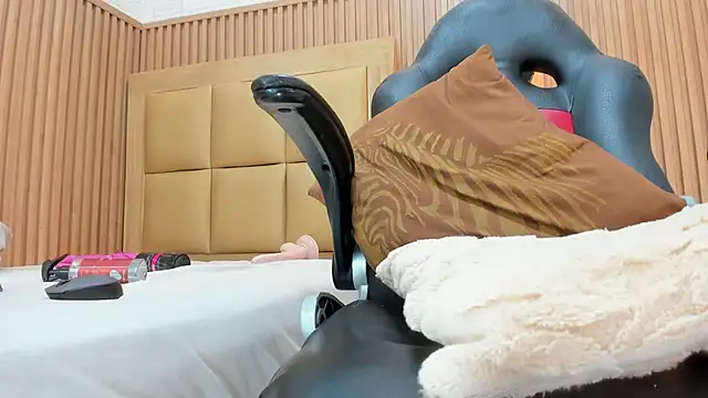 CELESTETAYLOR2 - 👅 finger pussy and asshole