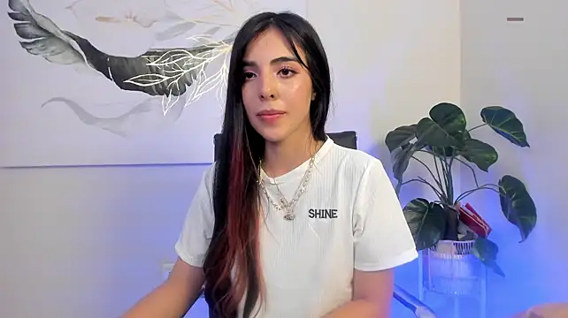 Crystal_arlette_ - show milk