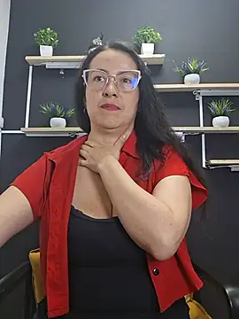 Lauryn_Jones - SHOW MY TITS