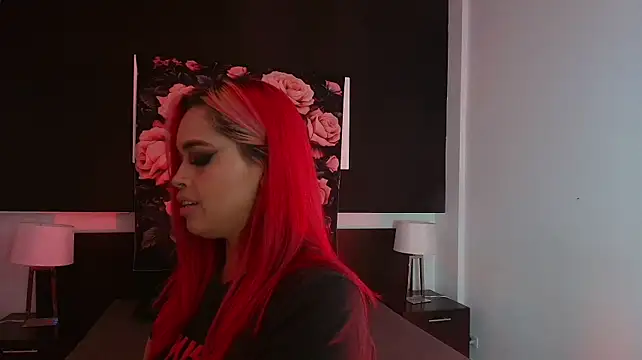 EvaaFoxxy1