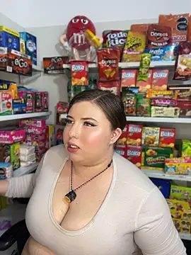 Kitty__pinnk - Show titts