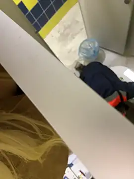 SiaLater - Sia camel toe next entrance wc