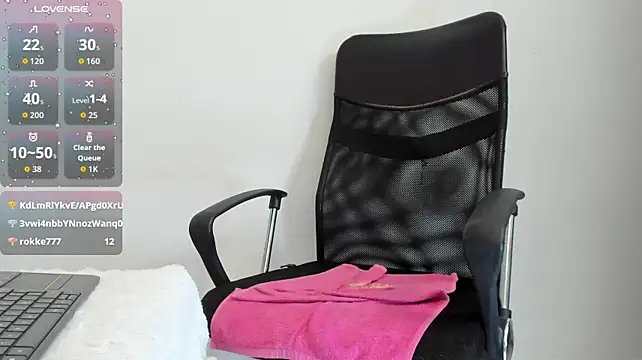 OliviaBurning - TEASE MY PUSSY UNTIL I’M WET💧