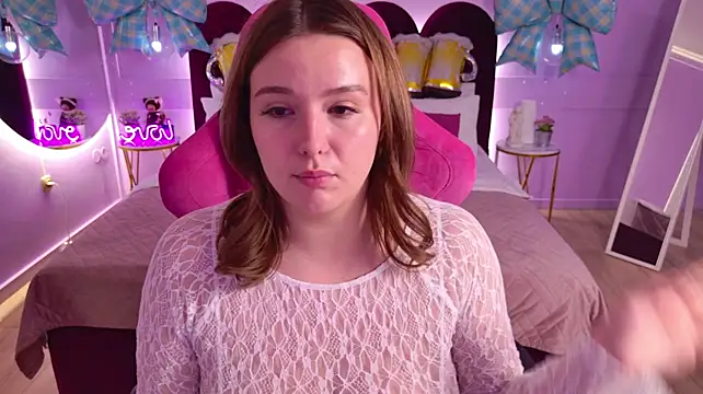 CharlotteAtwoood - bouncing boobs