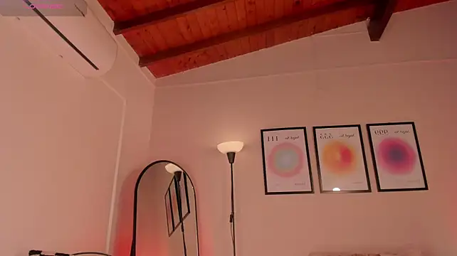 Arianabromw - Bra Off + Massage boobs oiled 🥵✨