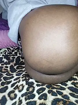 Melaninchoco - Big squirt and anal