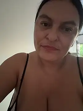 Horny-Mommy-Dirty - Squirt