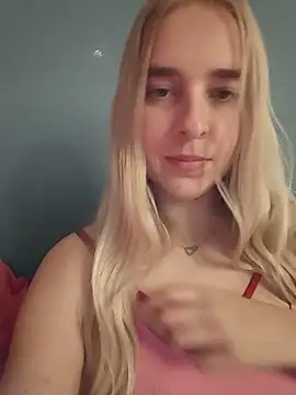 Lina_streaming - Show my feet😋