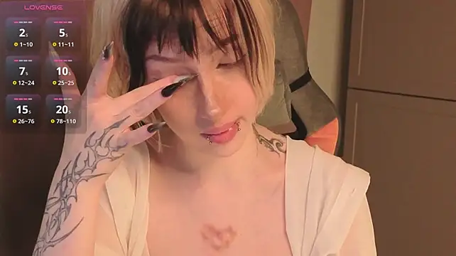 _Silknsin777 - Suck my nipples
