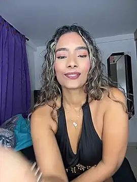 Collins_megan96 - Domi inside my pussy