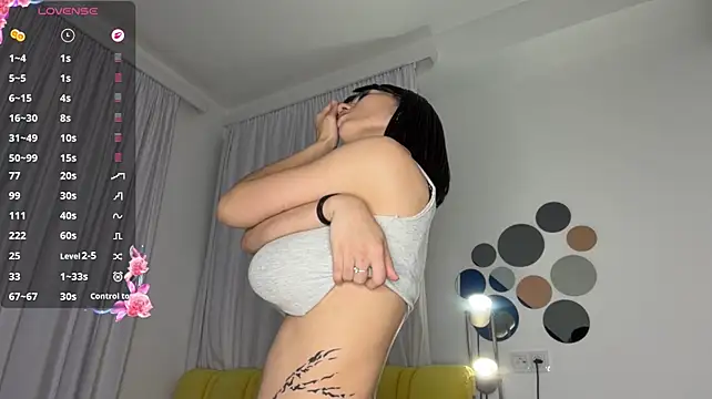 Barbie_Aria - Suck and lick my nipples