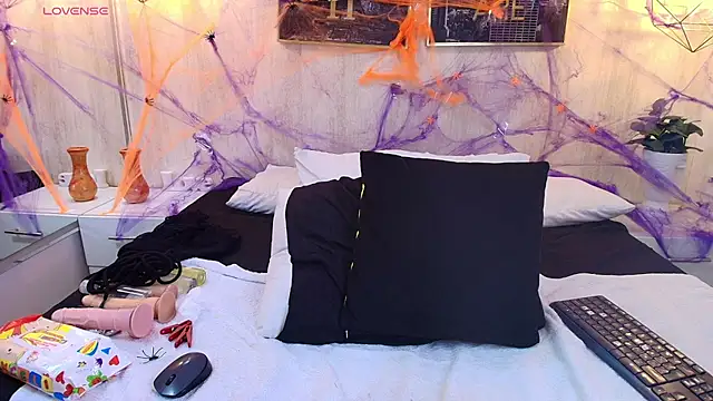 Iris_faster - deepthroat + flash pussy