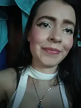 DoveMullerr2 - Fuck me in pantyhose.