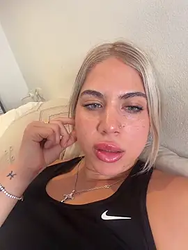 MariaMeir - En cualquier lugar cachonda