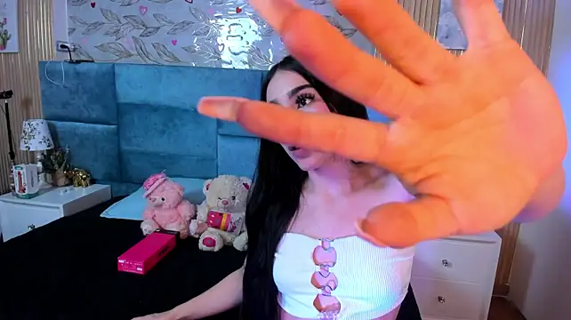 Delphine_doll - show tits