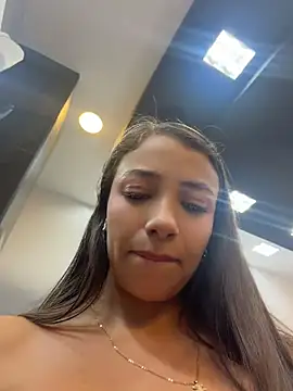 Hall_16 - Remove panty in mall