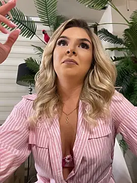 KimmBliss - 🌹 Show some love to Kimmy