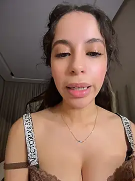 ORLA94 - Show booobs shanelle