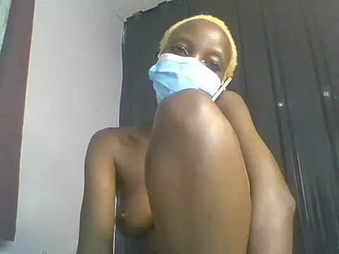 Deadlybeauty - fuck dildo in pussy