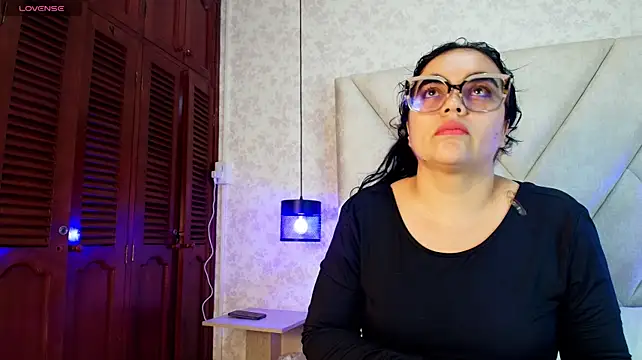 Mega_blenda - spank x 5 my tit