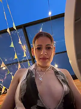 Alana15 - SQUIRT ACROSS THE STARBUCKS TICKETSHOW