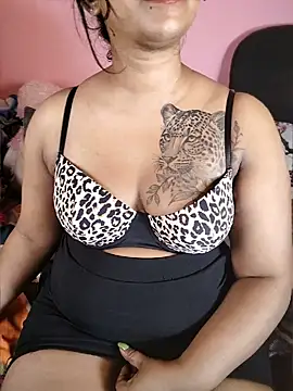 Sexy-Monikaa - ass slap