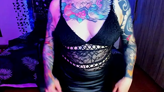 Alice_666f - >JOI