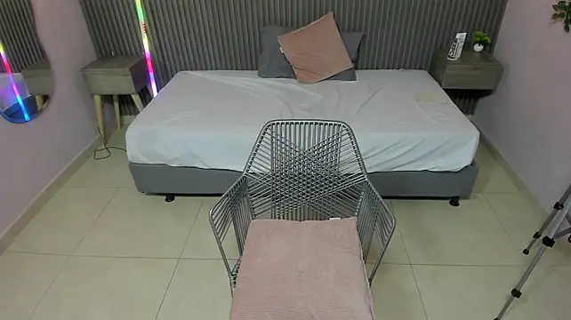 Victoria_Secr3t - open Ass
