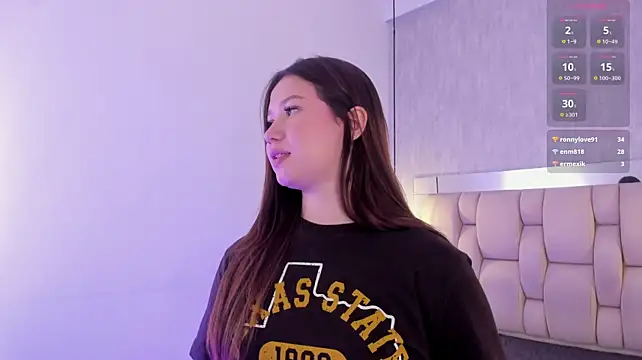 Roxie-Summers11 - shake ass