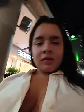 Julieth_hot-69 - Plug in ass